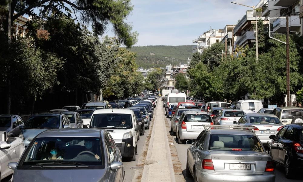 Θεσσαλονίκη: Στέλνονται κλήσεις για παράνομη στάθμευση από το 1998